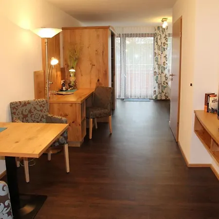 Traube Hotel *